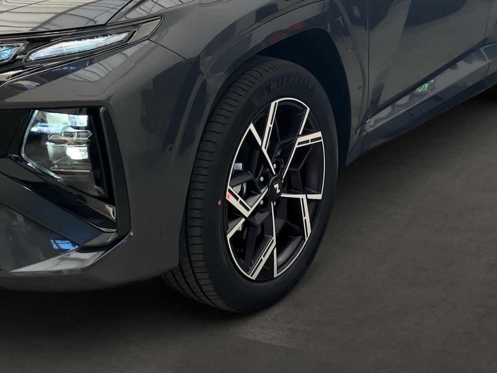 Fahrzeugabbildung Hyundai TUCSON PHEV 1.6 T-GDi 2WD 6-AT N-Line X 4xSHZ