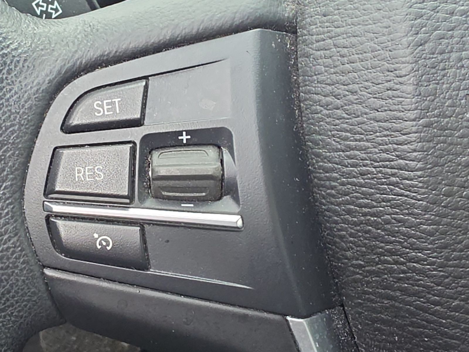 Fahrzeugabbildung BMW X3 xDrive20d AUT. AUS 1.HAND LEDER NAVI KAMERA