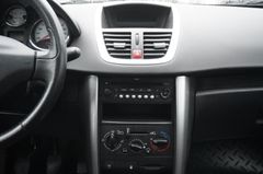 Fahrzeugabbildung Peugeot 207 SW Sport Panorama Klima MOTOR PROBLEME