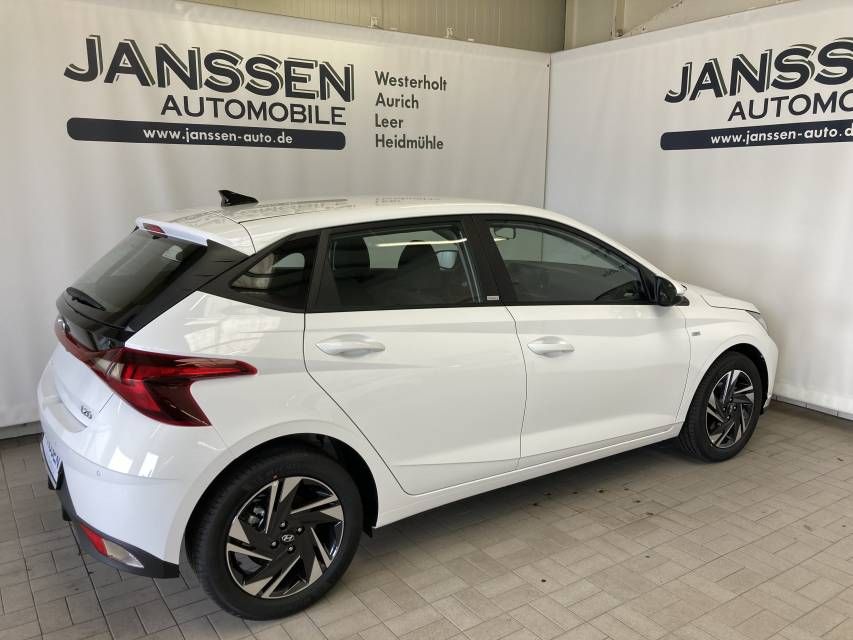 Fahrzeugabbildung Hyundai i20 1.0 T-Gdi (101 PS) 48V Intro Edition