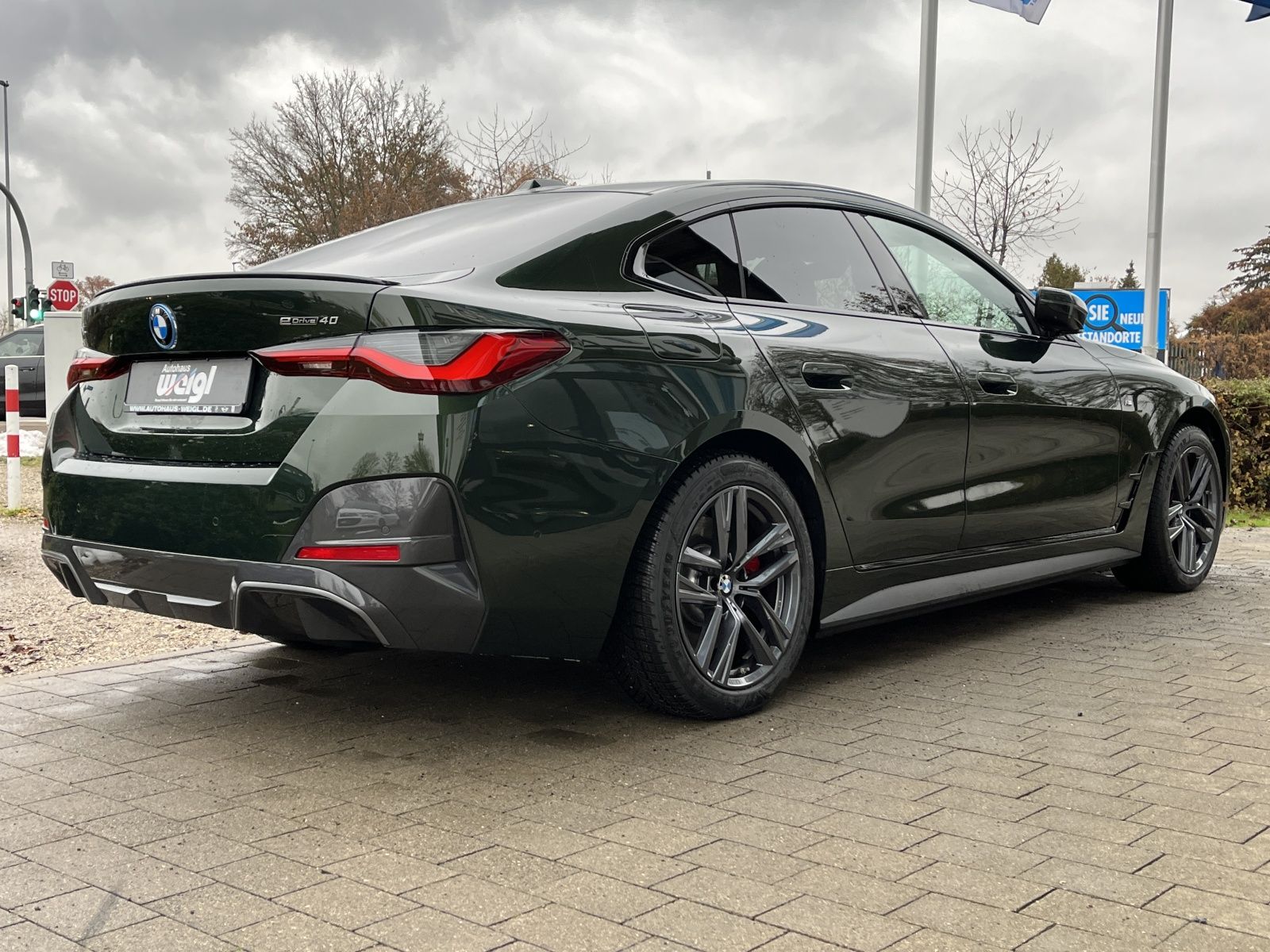 Fahrzeugabbildung BMW i4 eDrive40 GC M-Sport +ParkingAssistent+Komfort