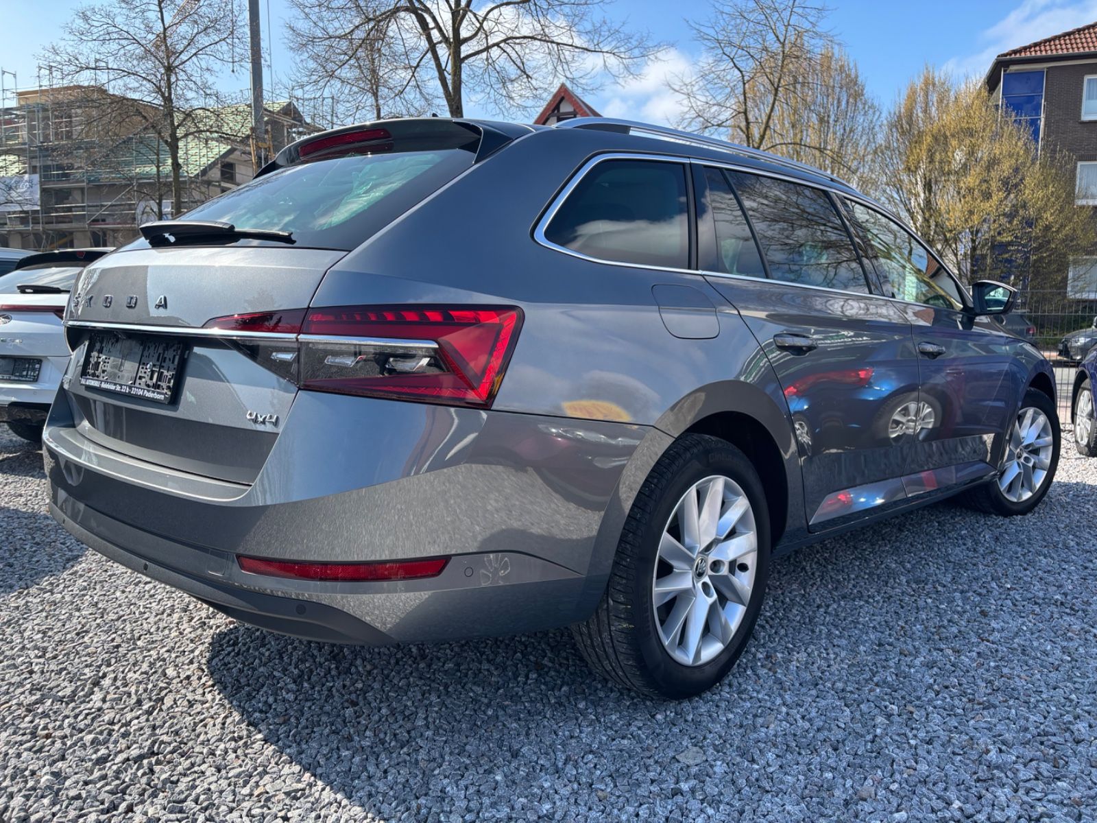Skoda Superb Combi 2.0 TDI DSG 4x4 foto 12