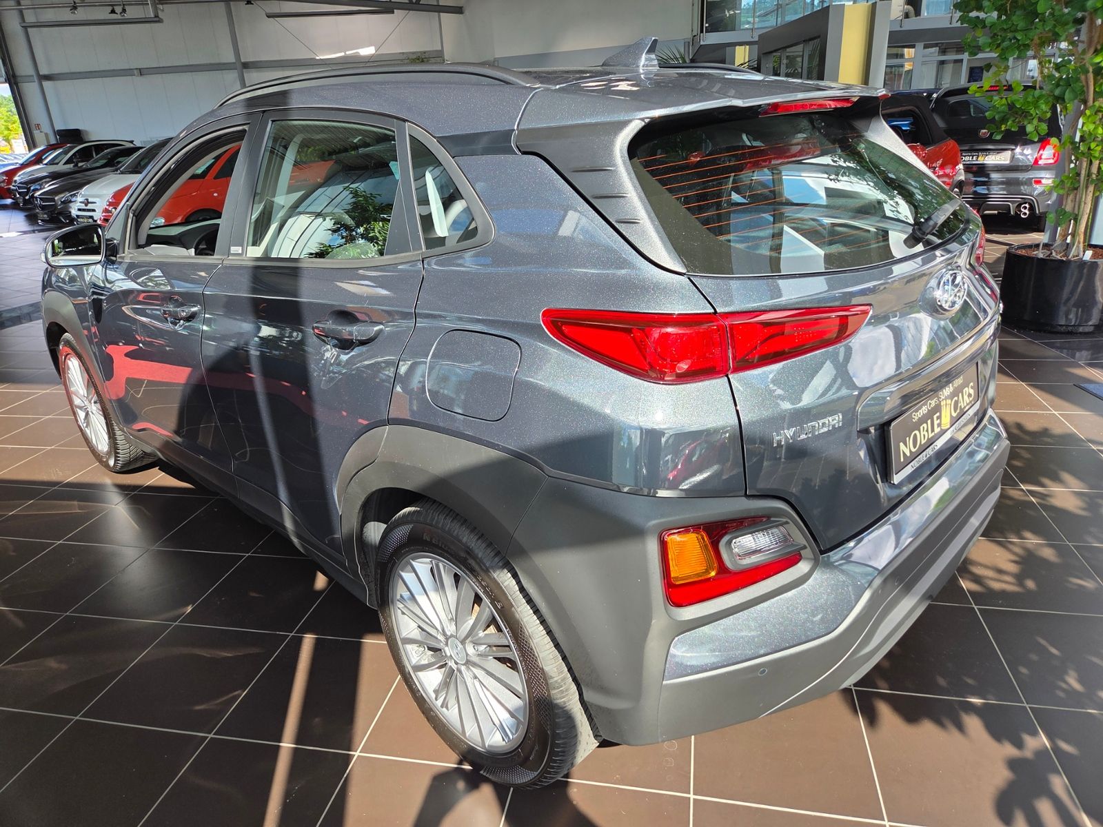 Fahrzeugabbildung Hyundai KONA Trend 2WD KLIMA LED NAV SHZ ALU