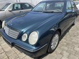 Mercedes-Benz E 200 E 200 Kompressor (210.048) - Mercedes-Benz E-Class: 210