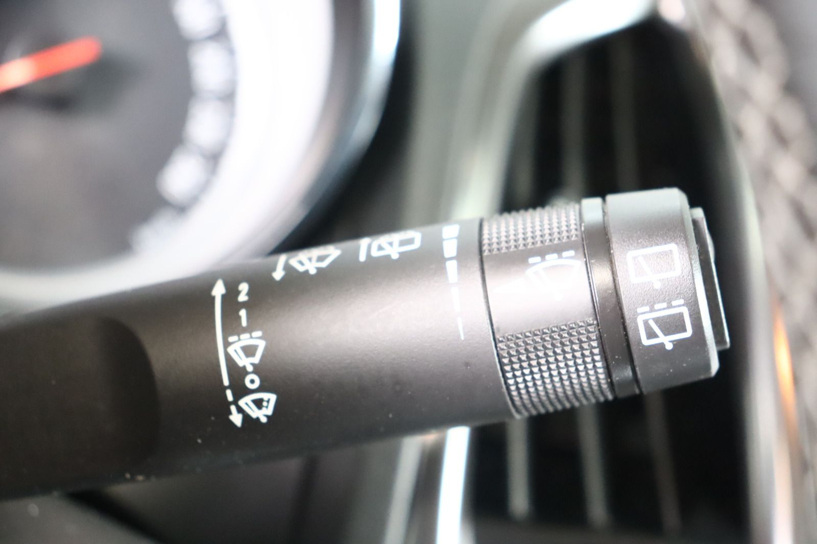 Fahrzeugabbildung Opel Astra Sports Tourer 2.0 CDTI Automatik