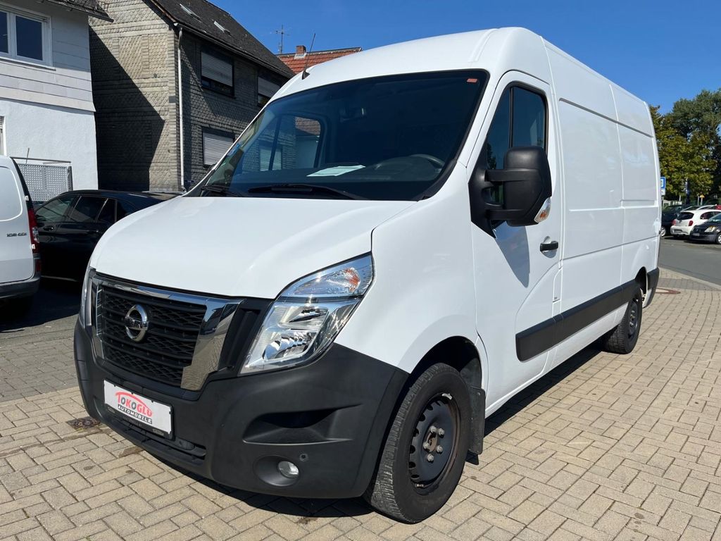 NISSAN NV400