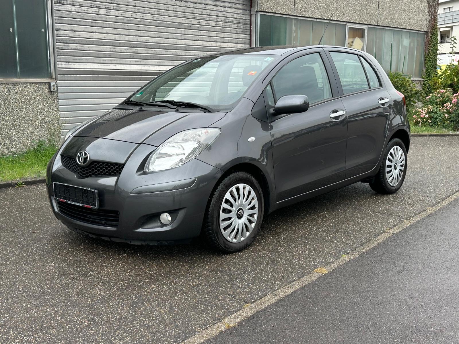 Toyota Yaris Life - 1. Hand - Tüv Neu -