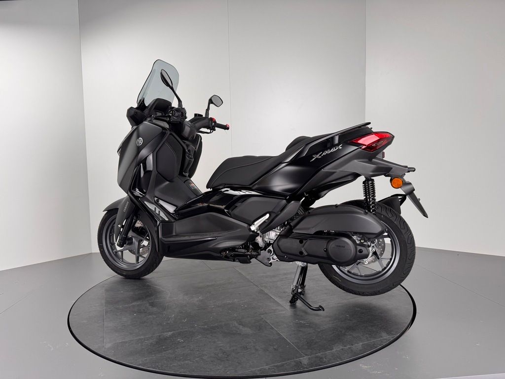 Fahrzeugabbildung Yamaha X MAX 300 TECH MAX *TAGESZULASSUNG *AKTIONSPREIS
