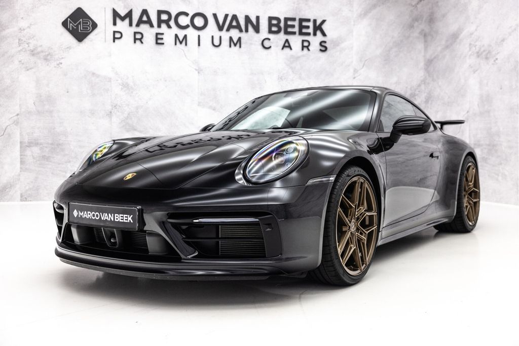 Porsche 992