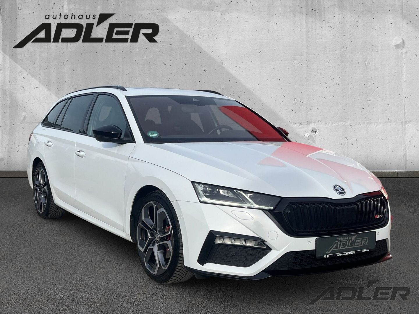 Skoda Octavia Combi RS 4x4 AHK STANDHZ PANO HUD VOLL A imagem 3