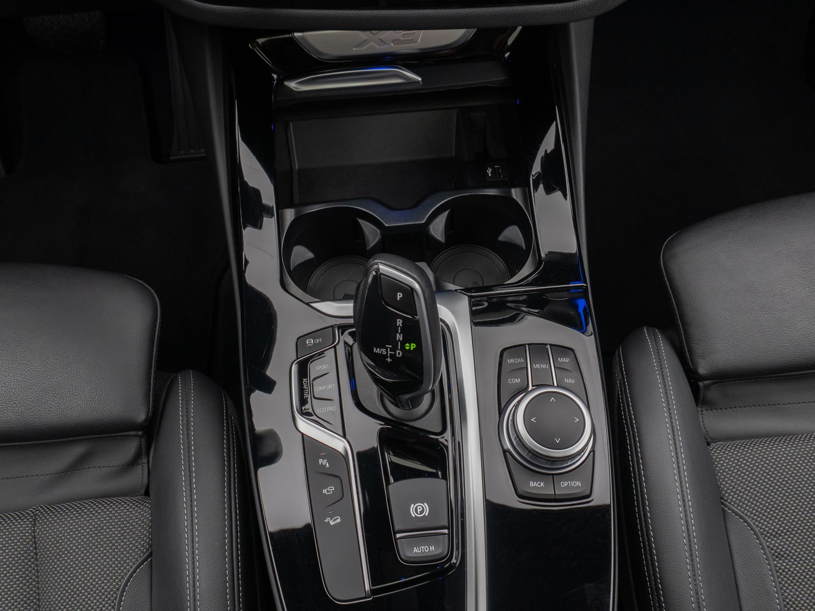 Fahrzeugabbildung BMW X3 xD20d xLine Panorama 360°DAB HiFi AHK Komfort