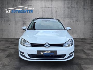 Volkswagen Golf VII Lim. 1.6 TDI DSG*PANO*XENON*PARKPILOT