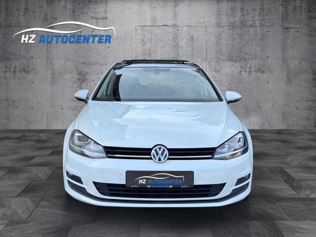 Volkswagen Golf VII Lim. 1.6 TDI DSG*PANO*XENON*PARKPILOT