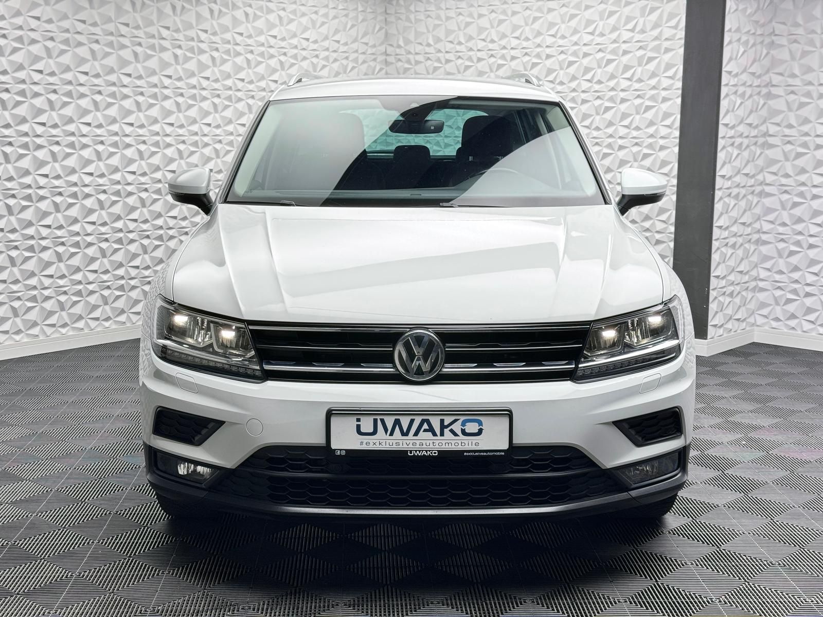 Fahrzeugabbildung Volkswagen 2.0 TSI*STANDHEIZUNG*AHK*4MOTION*LED*RCAM*DSG