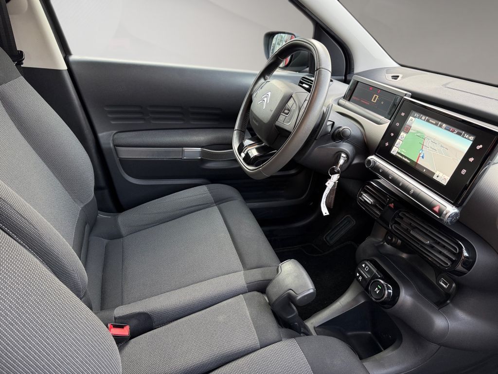 Fahrzeugabbildung Citroën C4 Cactus Selection PureTech 82 ETG