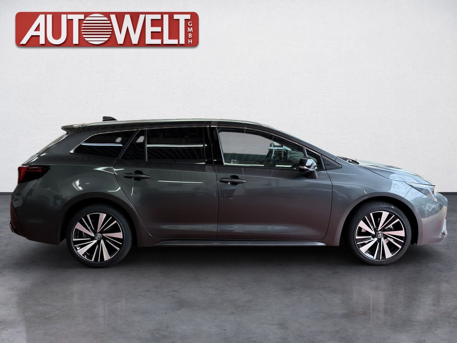 Fahrzeugabbildung Toyota Corolla Touring Sports 2,0 Teamplayer +Technik P