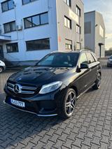 Mercedes-Benz GLE 350 d 4MATIC - - Mercedes-Benz GLE-Klasse Gebrauchtwagen in Köln