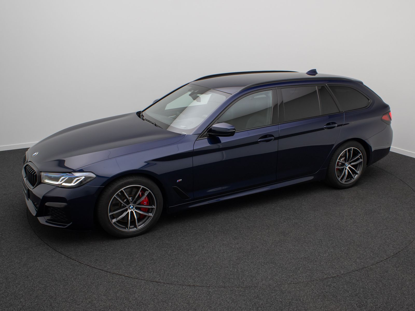 Fahrzeugabbildung BMW 540d xD M Sport Pro Kamera Laser HUD H/K Komfort