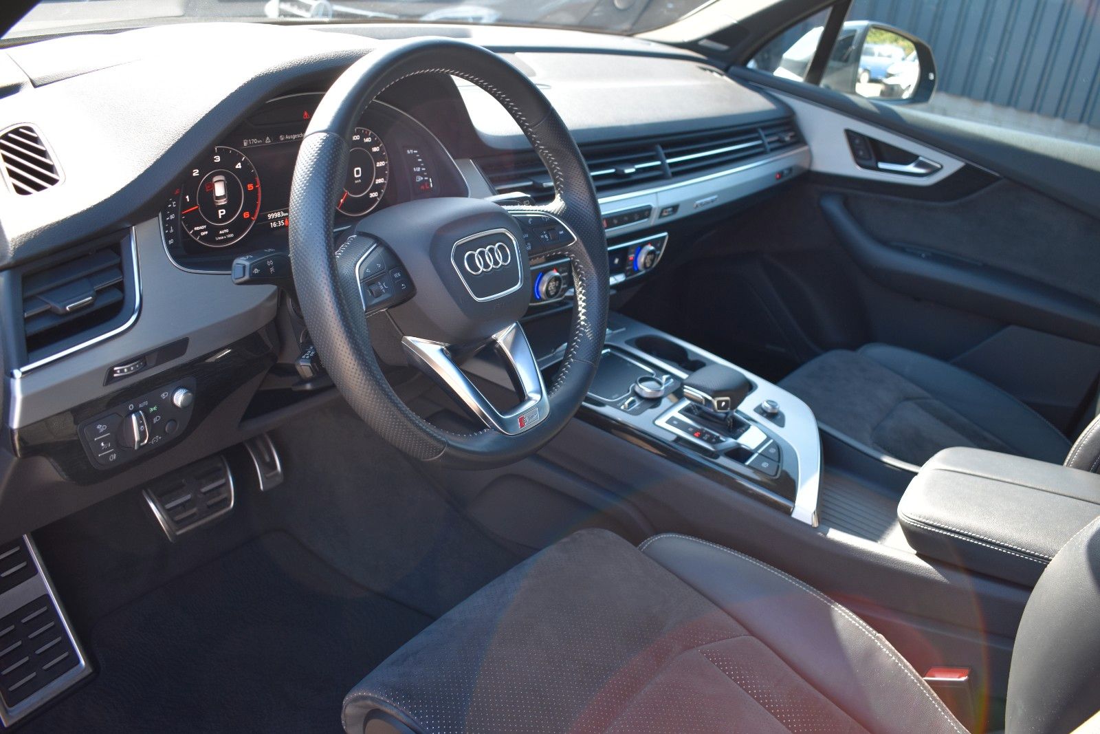 Fahrzeugabbildung Audi Q7 50 TDI quattro S Line/PANO/Night/7 Sitz/B&O