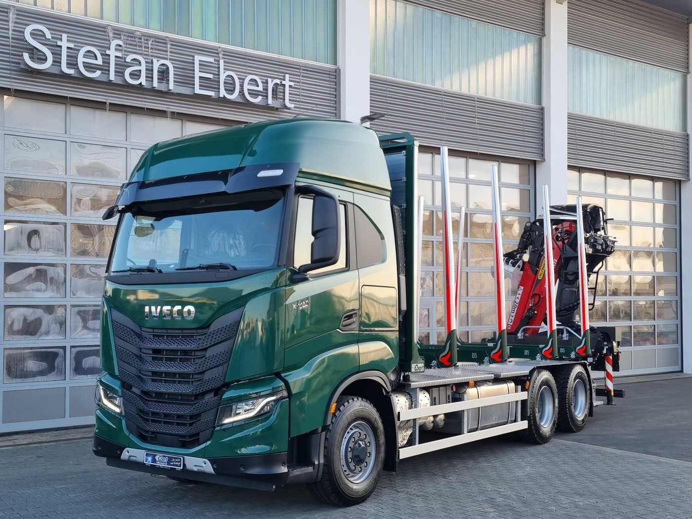 Fahrzeugabbildung Iveco X-Way AS300X57 Z/P HR ON+ 6x4 (6x6 Hi Traction)