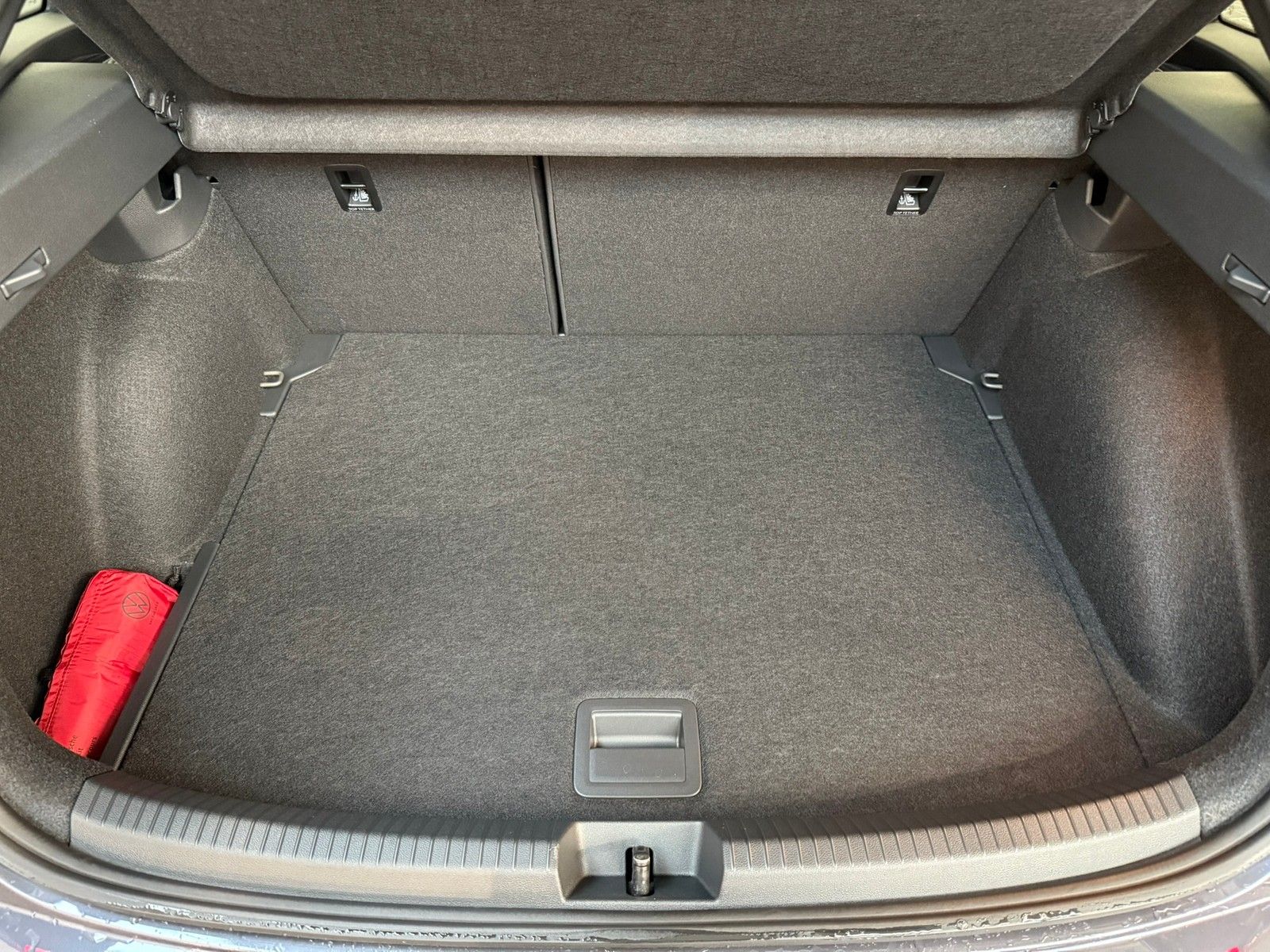 Fahrzeugabbildung Volkswagen Taigo Goal 1,0 TSI DSG +Navi+Kamera + Plus Paket