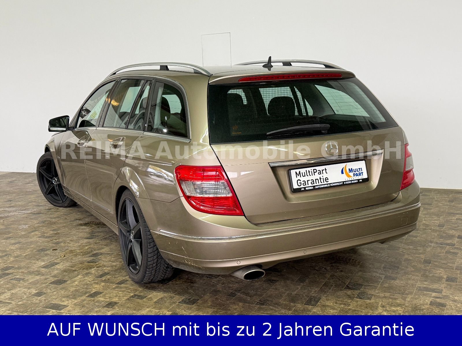 Fahrzeugabbildung Mercedes-Benz C 200 Kombi Avandgarde, Klima, Navi