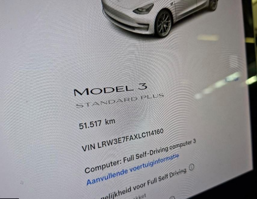 Fahrzeugabbildung Tesla Model 3 Standard Range Plus NAVI/KAMERA/SH/PANO