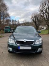 Skoda Octavia 1.6 TDI 4x4 Ambition Combi Diesel - Skoda Octavia mit Diesel-Antrieb: Allradantrieb, Kombi, 1.6