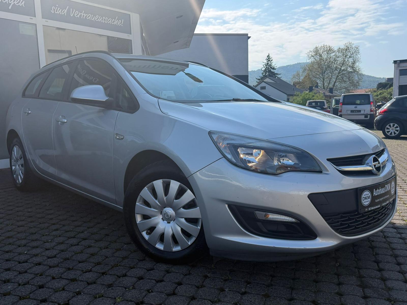 Opel Astra Selection/WenigKm/TÜV Neu 