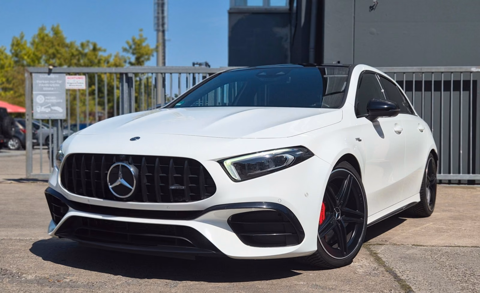 Mercedes-Benz A 45 S AMG 4Matic PANO DRIVER&TRACK PACK