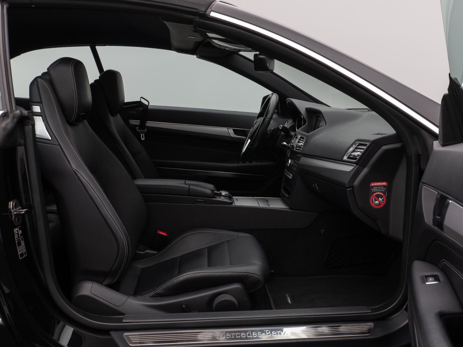 Mercedes-Benz E 200 Cabrio LED Sitzhzg Navi PDC Tempomat Leder