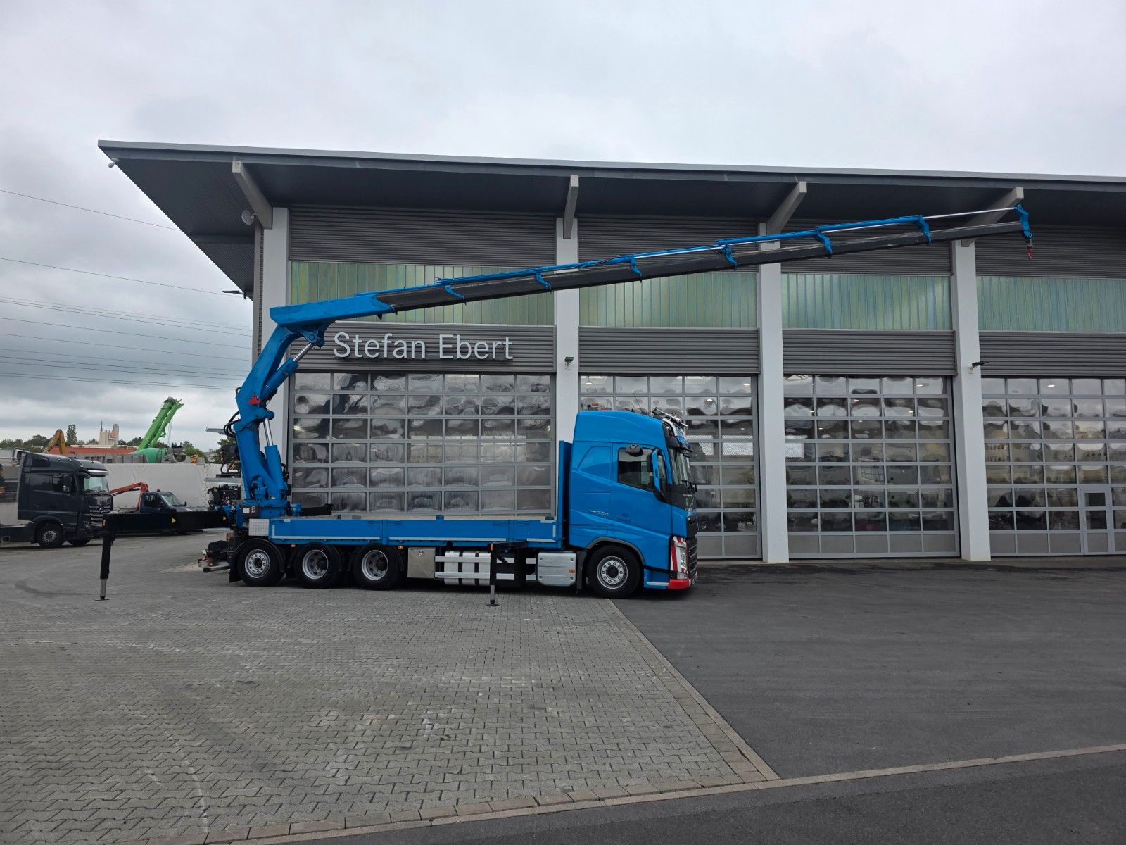 Fahrzeugabbildung Volvo FH 500 MKG HLK 531 HP a7 Funk NLA gelenkt