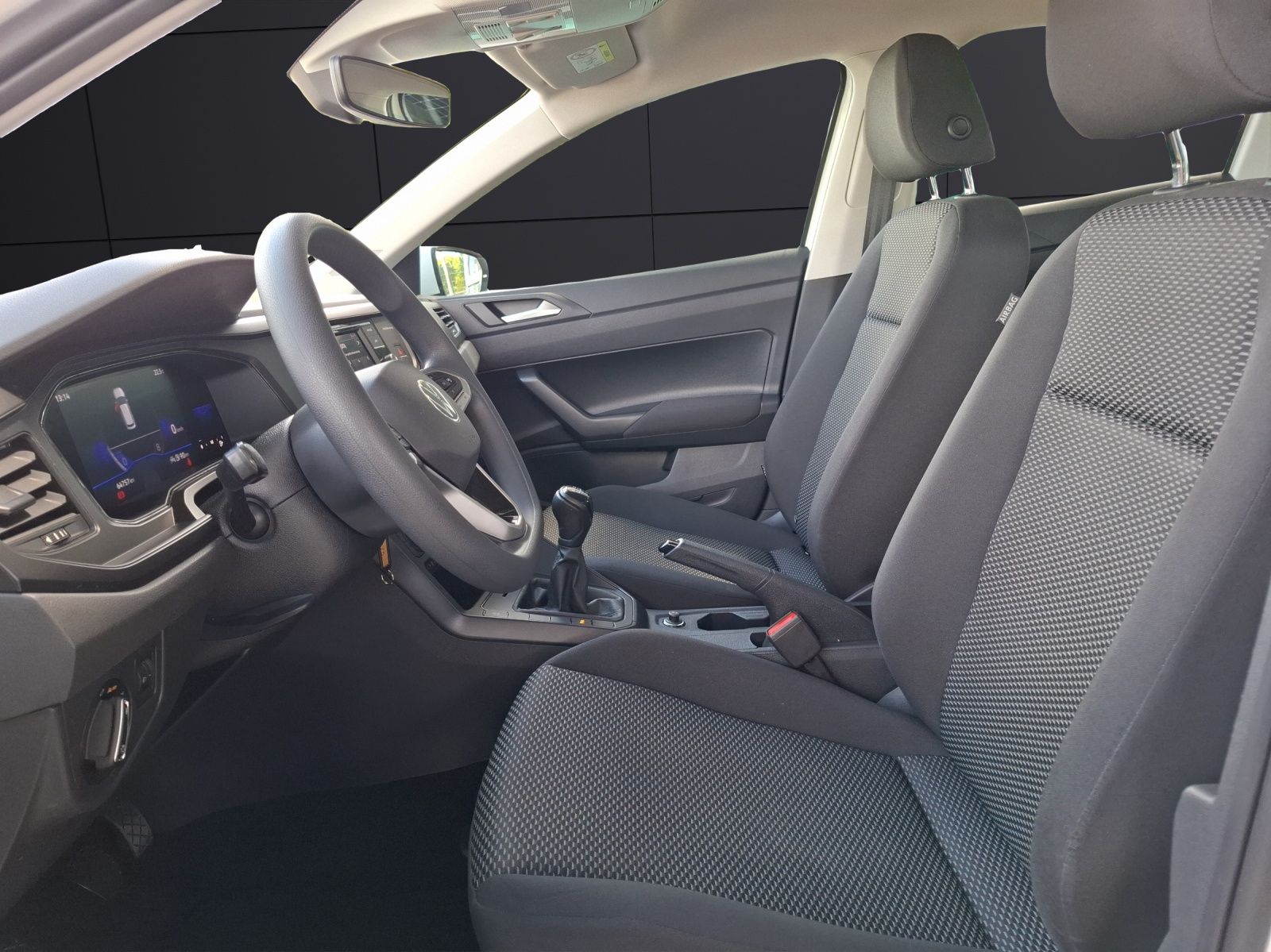 Fahrzeugabbildung Volkswagen Polo 1.0 Basis LED Klima AID PDC SH