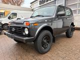 Lada Niva Legend 4X4 Tageszulassung,AHK,Mike Sanders - Lada Niva: M