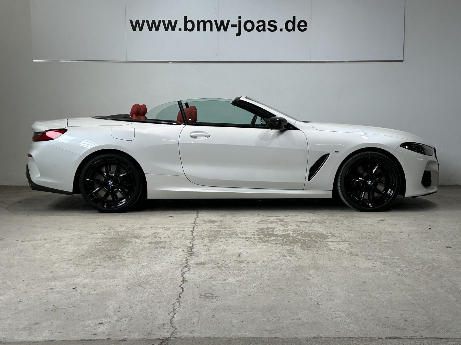 Fahrzeugabbildung BMW M850i xDrive Cabrio B&W Surround DAB WLAN