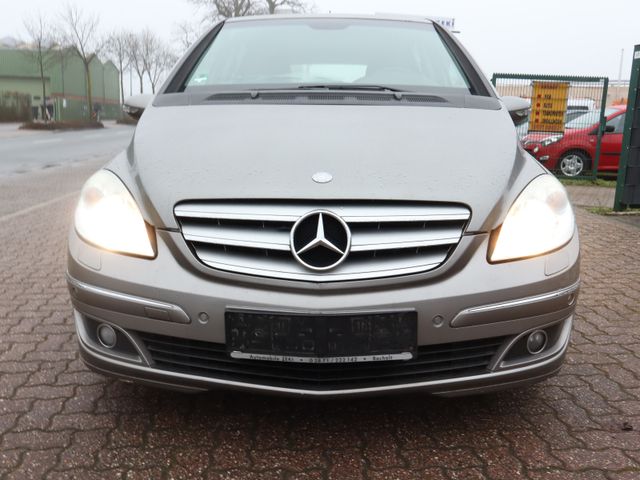 Mercedes-Benz B 170 Avantgarde Automatik+Navi+Klima+PDC+XENON!