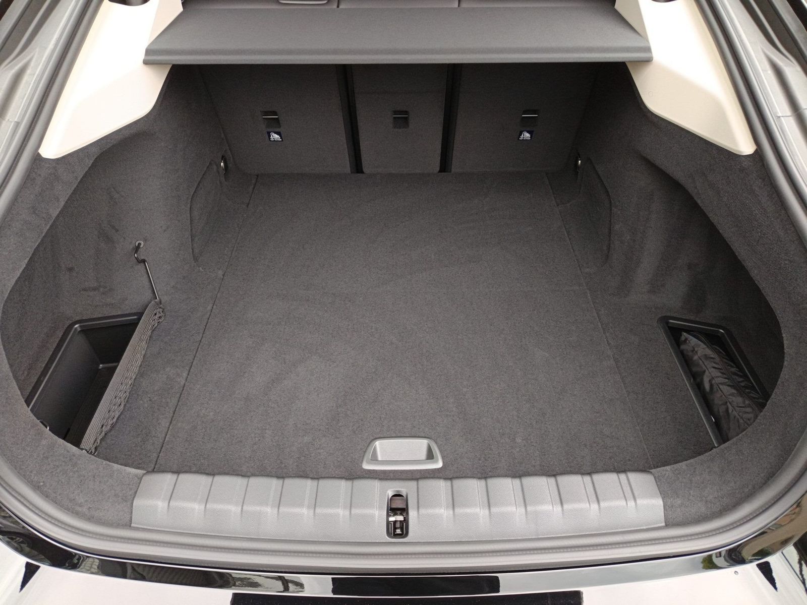 BMW i4 - Bild 10