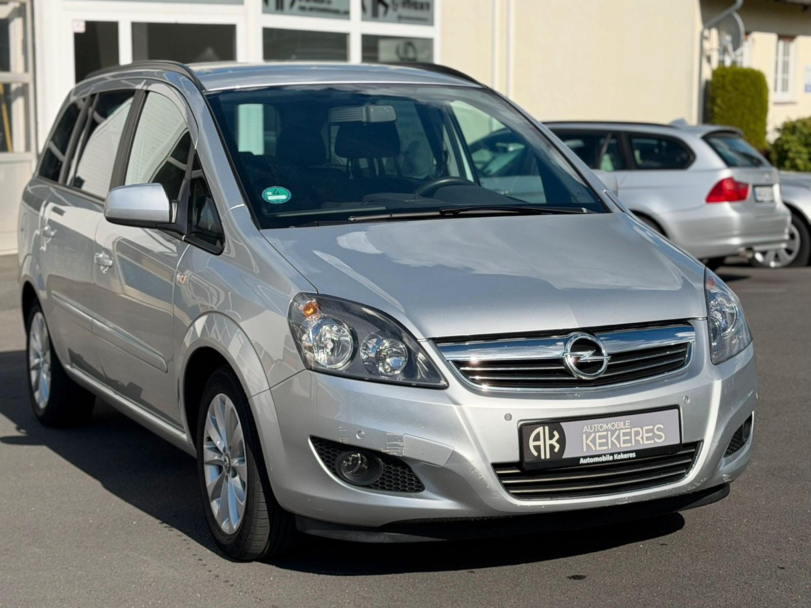 Opel Zafira B Family 7SITZE/NAVI/PDC