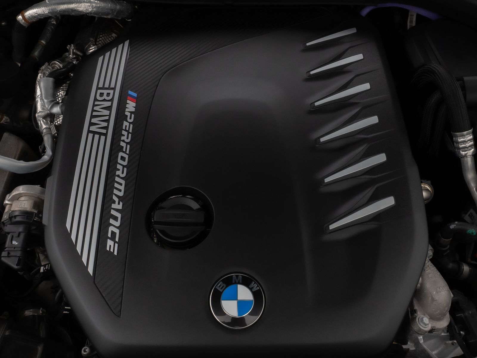 Fahrzeugabbildung BMW X4 M40d Kamera HUD DAB H/K AHK Komfort 21Zoll