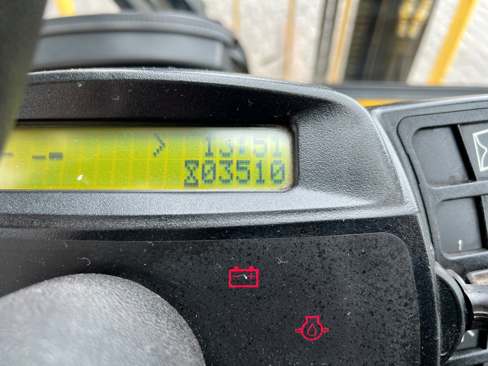 Fahrzeugabbildung Hyster H3.5 FT / Seitenschieber / HH:3,6m / nur 3.510h