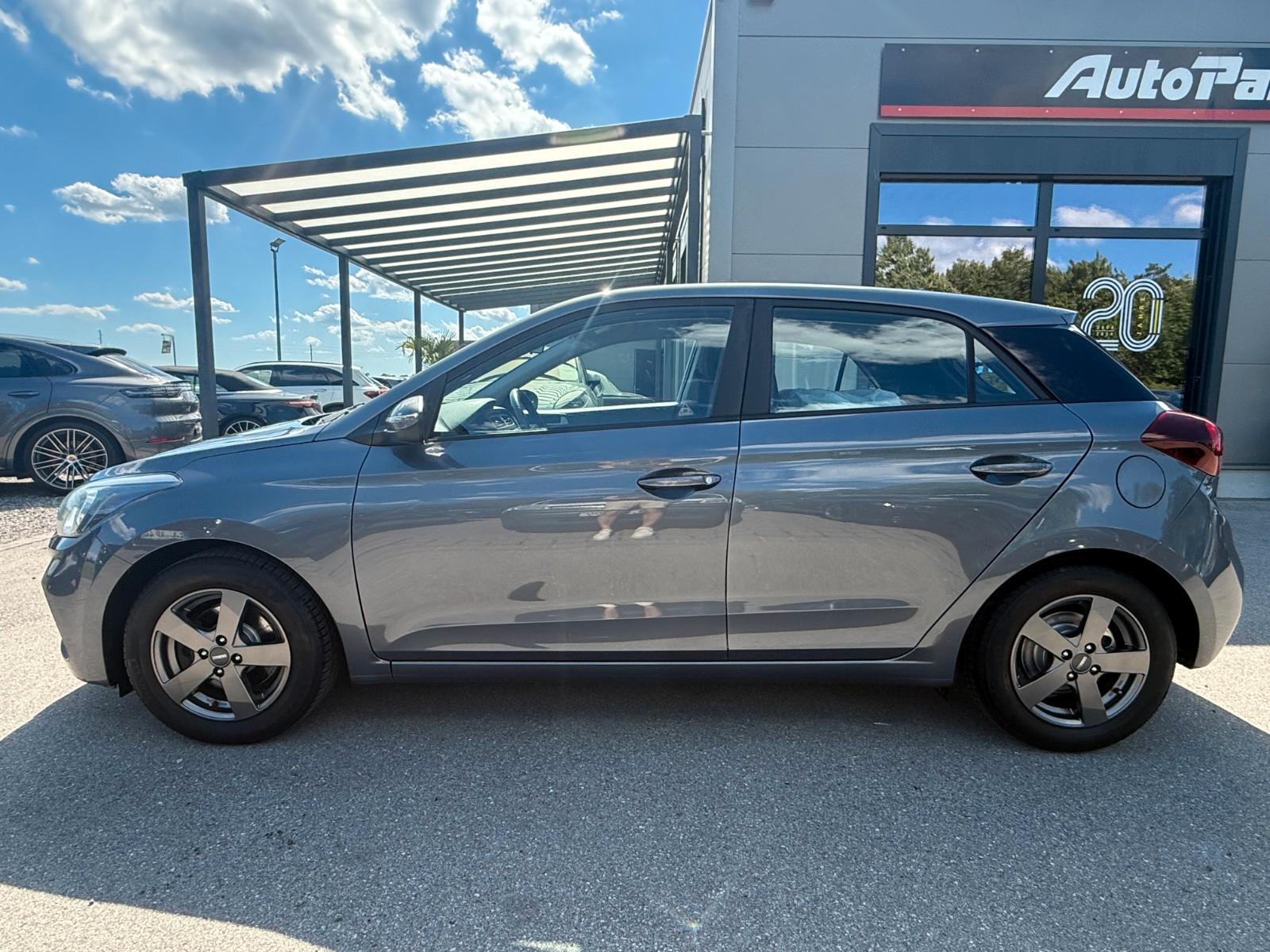 Hyundai i20 ACTIVE 1.0 TREND PDC KAMERA SHZ FUNKTIONSPKT