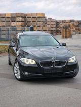 BMW Der BMW 530D Xdrive erfordert keine Invest... - BMW 530 aus 2011: 530i