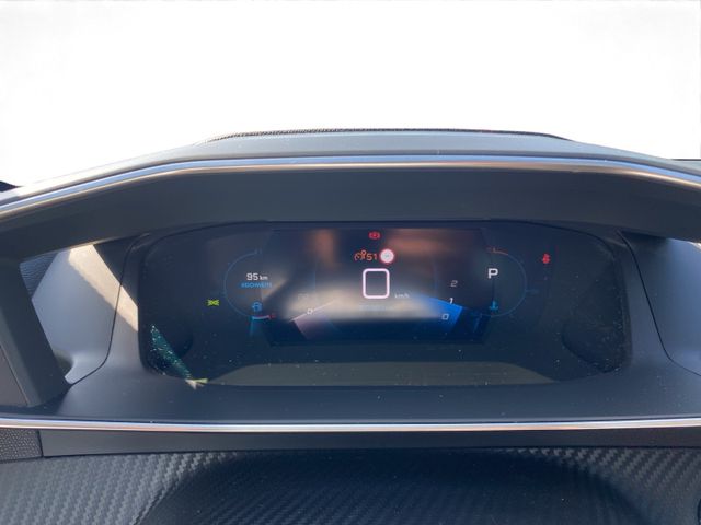 Peugeot 2008 1.2 PureTech 130 Allure Pack AHK+Kam.+LED