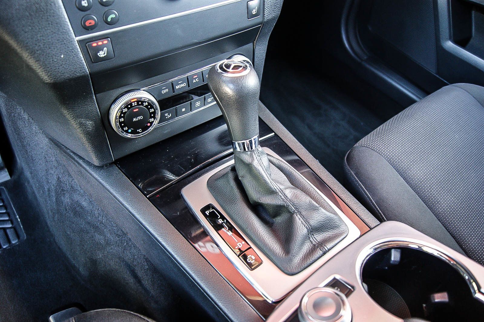 Fahrzeugabbildung Mercedes-Benz GLK 220 CDI 4-Matic Auto NAVIGATION ANHÄNGERZUGV