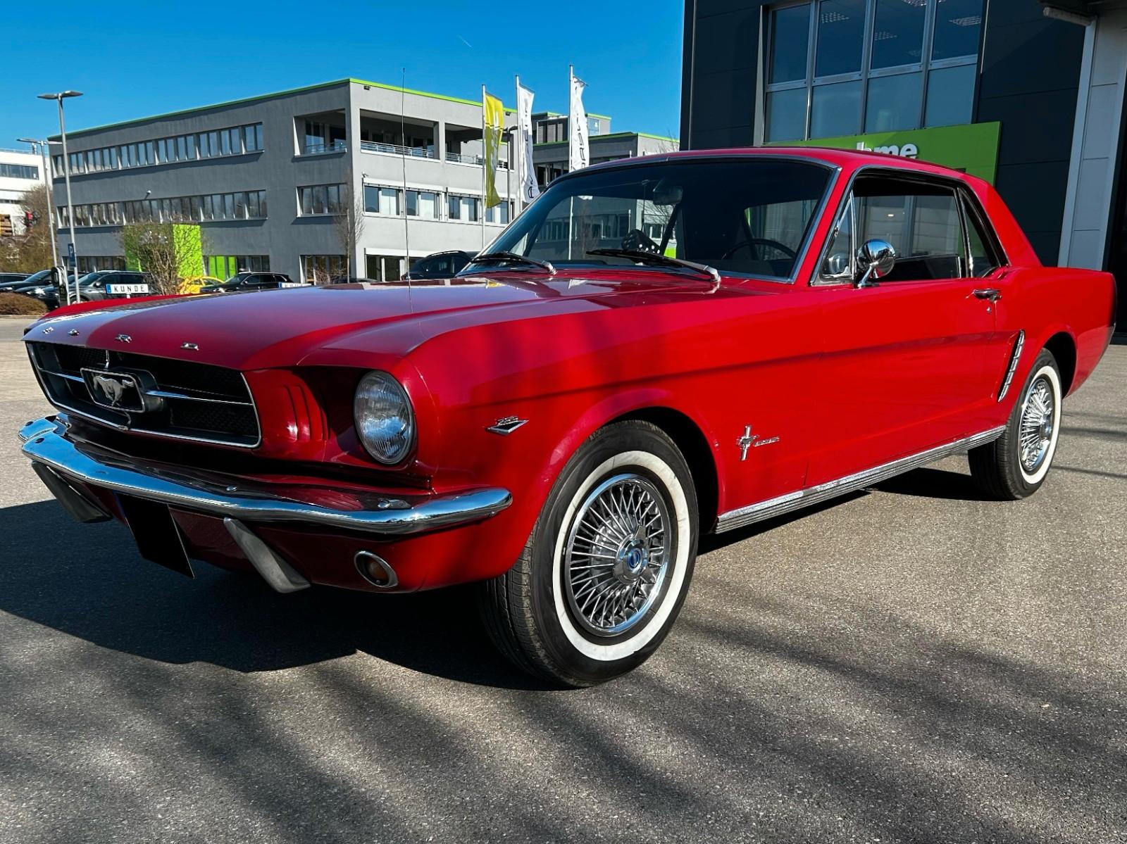 Ford Mustang 4.7 V8 200ch - Immatriculation Collection - Nombreux travaux effectués