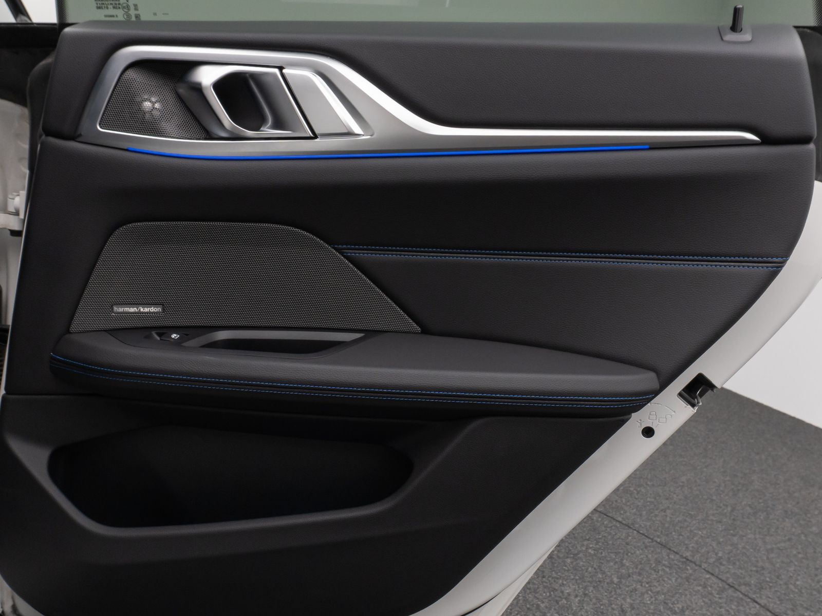 Fahrzeugabbildung BMW M440i xD Gran Coupè Kamera HUD DAB H/K ACC Alarm