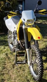 Suzuki DR-Z 400 E - SUZUKI DR