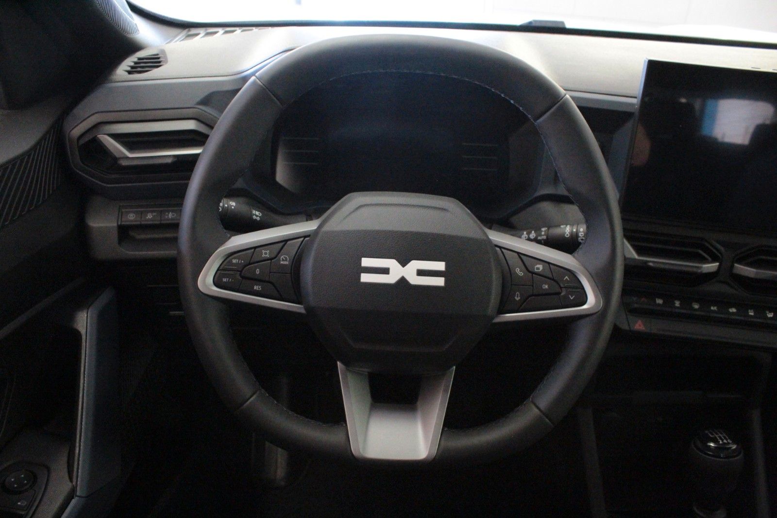 Fahrzeugabbildung Dacia Duster mild hybrid 130 4x4 Expression *Winterp.*