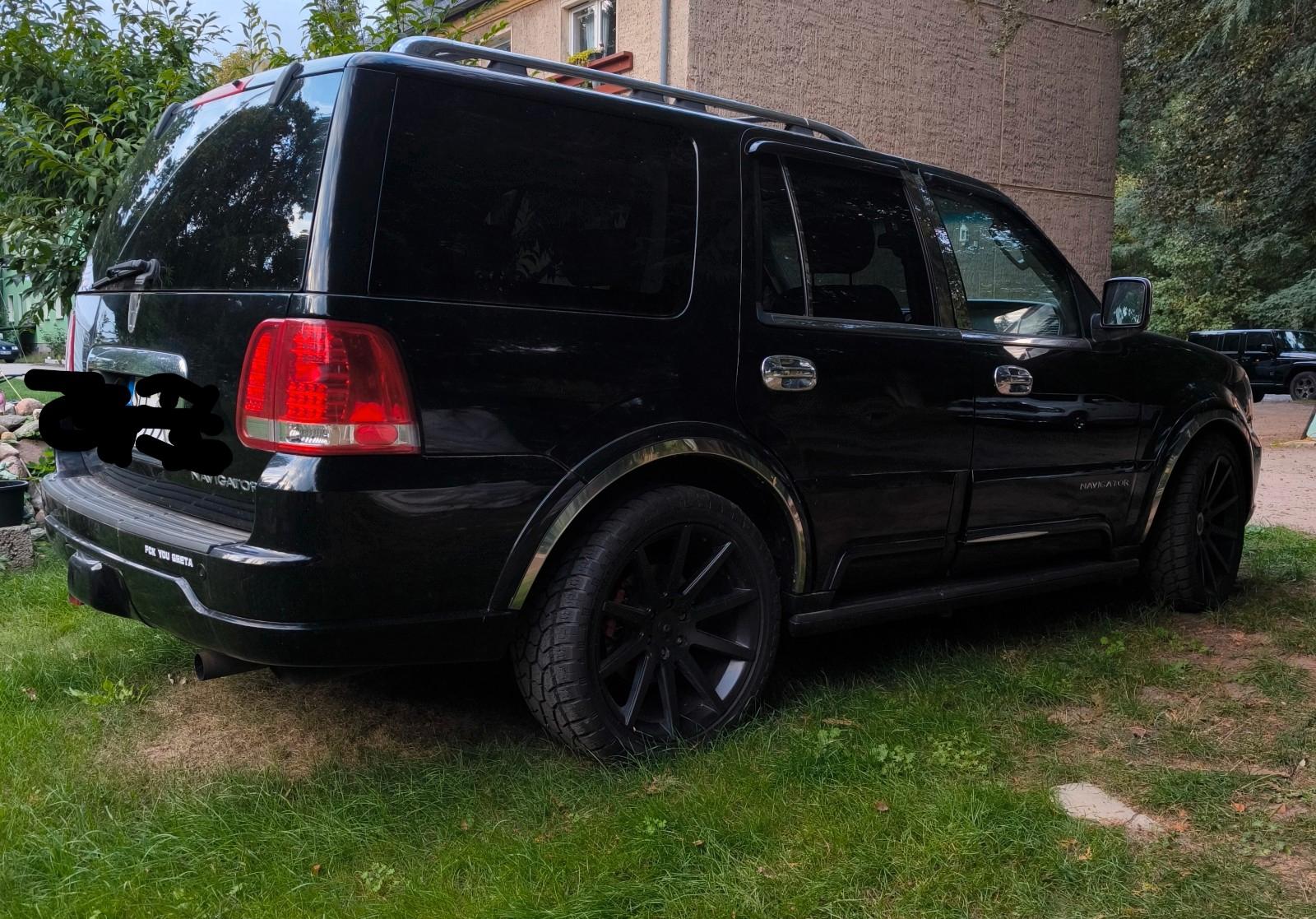 Lincoln Navigator