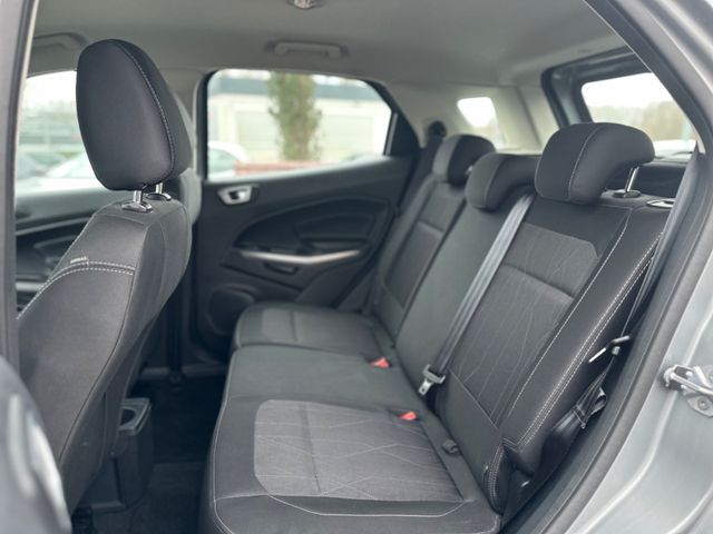 Ford EcoSport  Cool&Connect